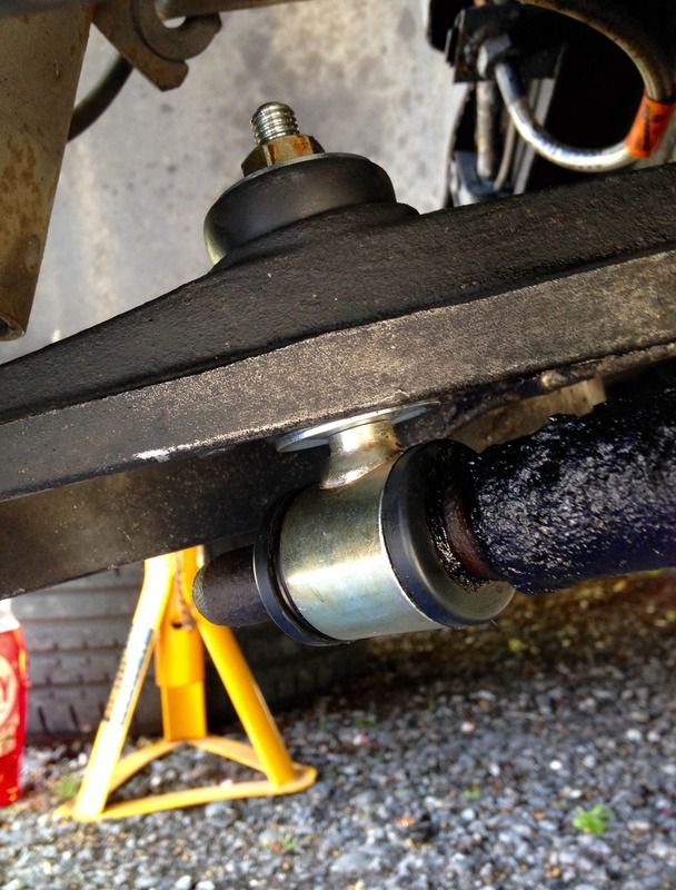 Front anti roll bar drop link snapped! PCGB Forum